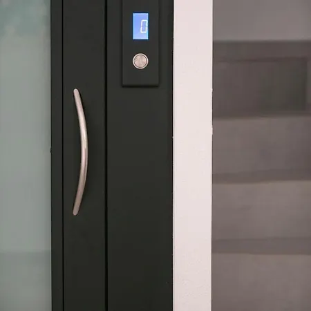 Mr & Mrs K Bianco イン ポトス