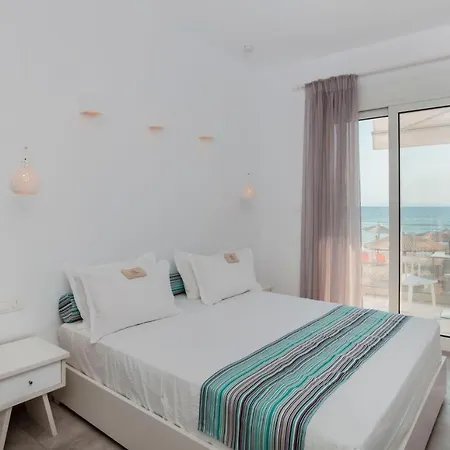 Mr & Mrs K Bianco イン ポトス