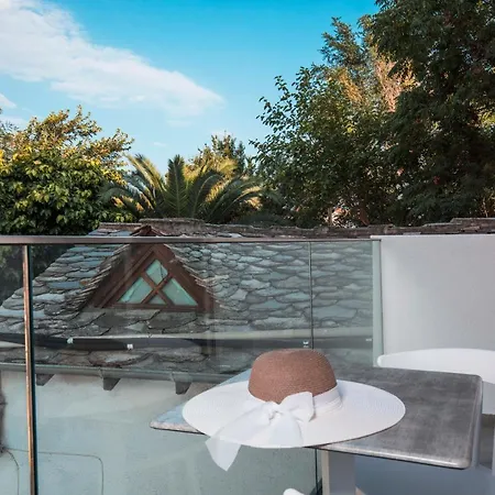 Mr & Mrs K Bianco イン