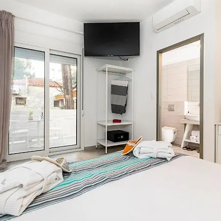 Mr & Mrs K Bianco イン