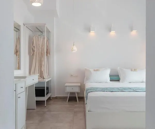 Mr & Mrs K Bianco Potos