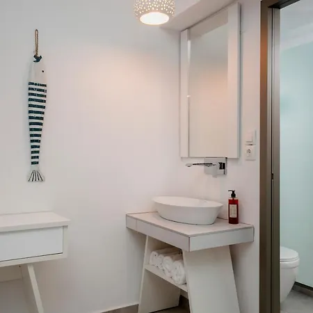 Mr & Mrs K Bianco بوتوس