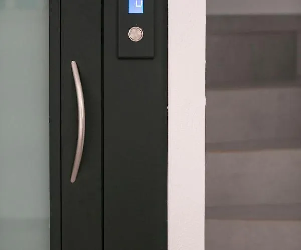 Mr & Mrs K Bianco 宾馆 波托什