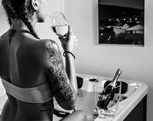 Mr & Mrs K Bianco 宾馆 波托什