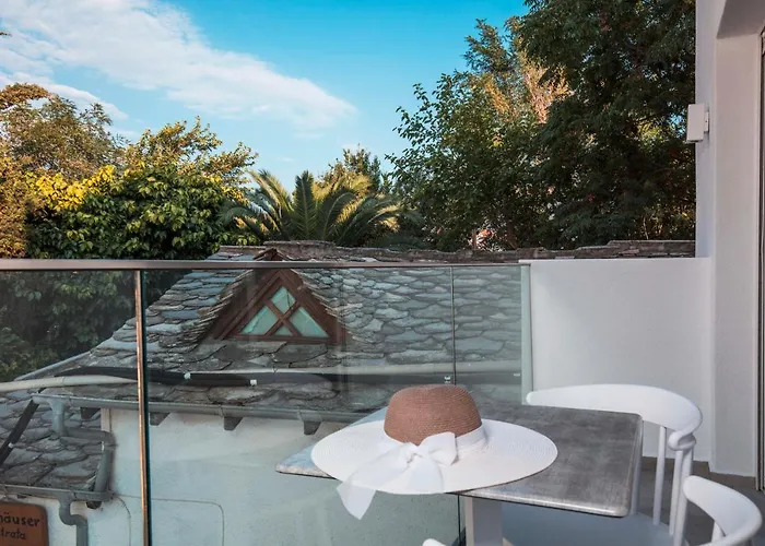 Mr & Mrs K Bianco 宾馆